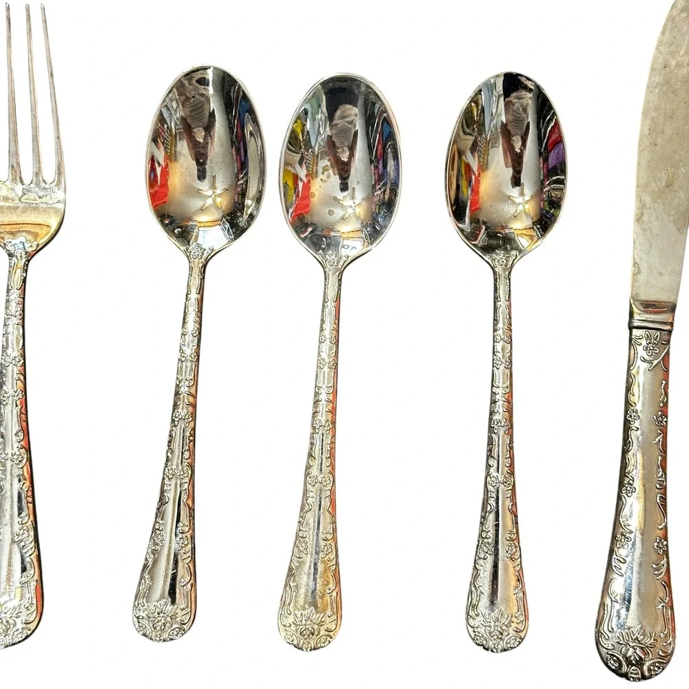 WM Rogers & Son Silver Plate Flatware 10pc Set Enchanted Rose‎ Floral Art Deco